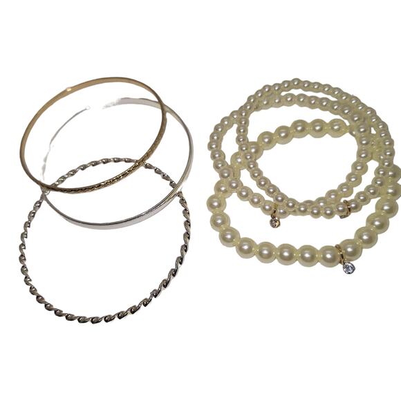 AVON All You Need Bracelet Set of 6 Bracelets - Picture 2 of 4